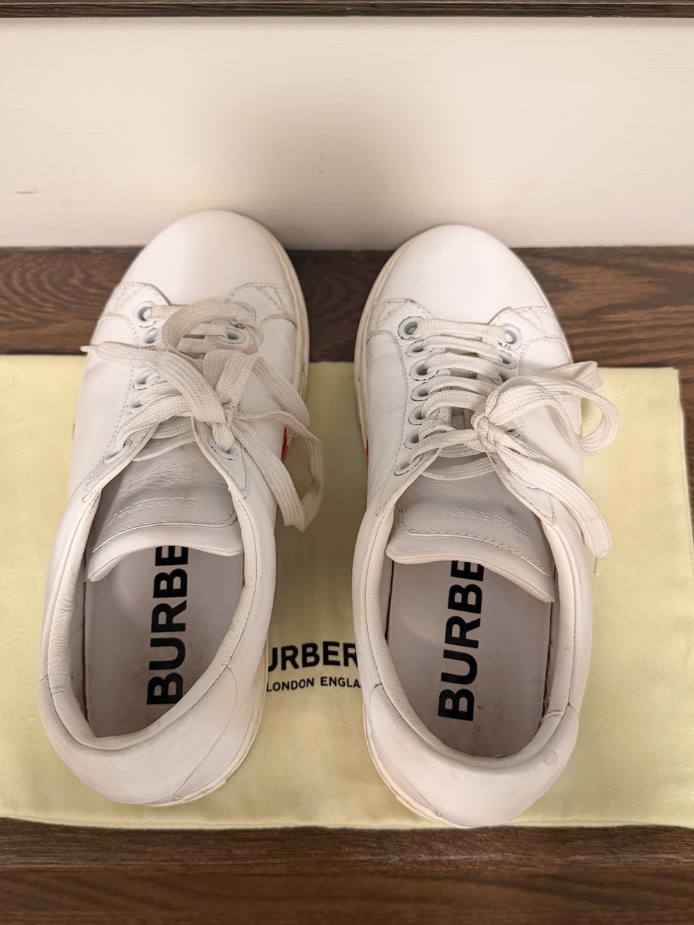 Burberry Rangleton Women’s Sneakers - Picture 4 of 6